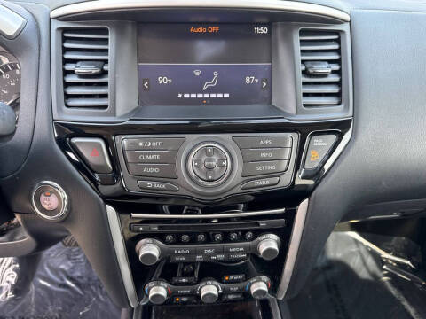 2020 Nissan Pathfinder S