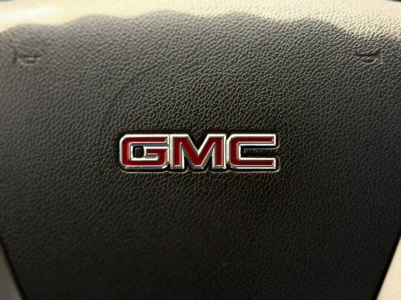 2015 GMC Acadia SLE-1
