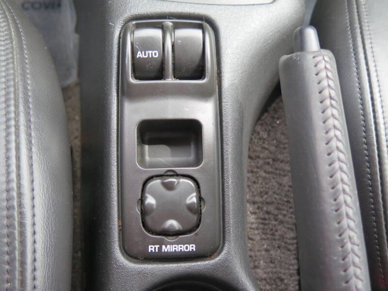 1997 Saturn S-Series SC2