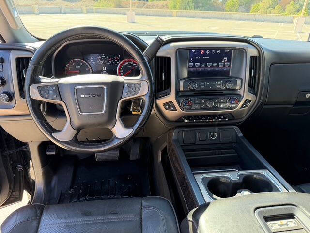 2016 GMC Sierra 2500HD Denali