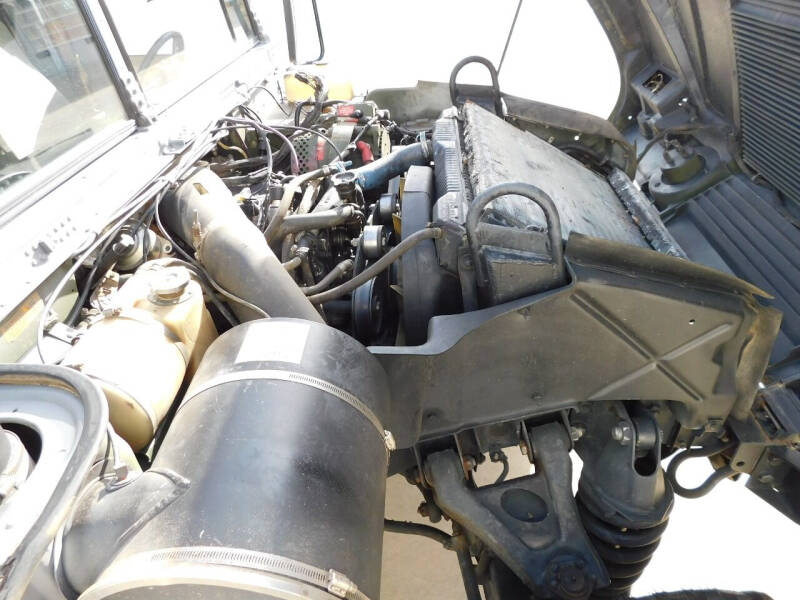 1999 AM General Hummer