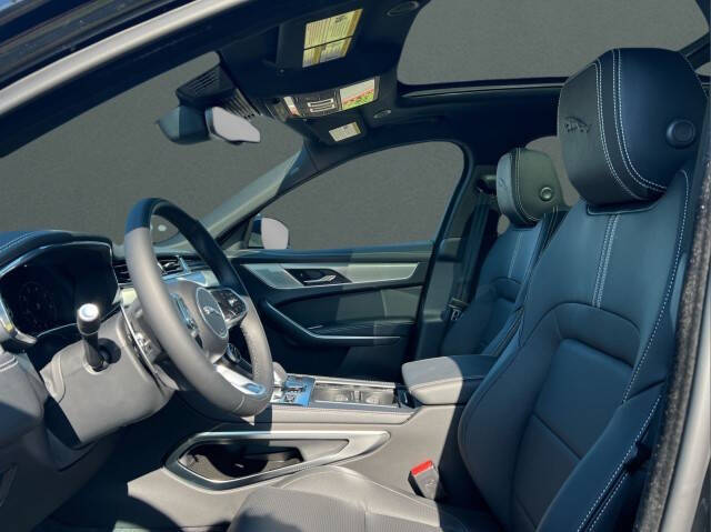 2026 Jaguar F-PACE P250 R-Dynamic S