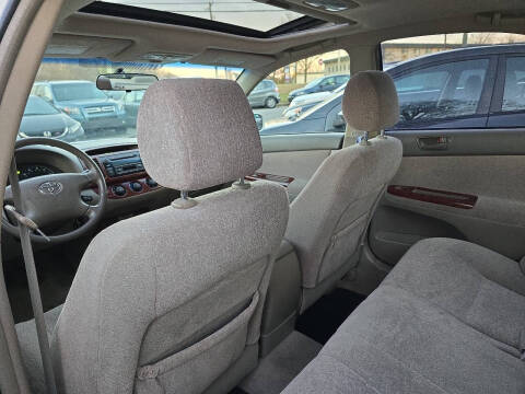 2004 Toyota Camry XLE