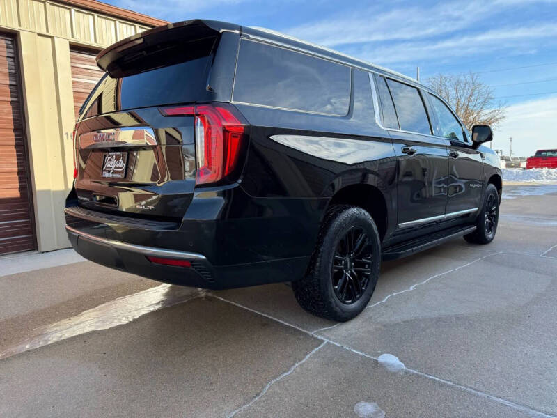 2022 GMC Yukon XL SLT