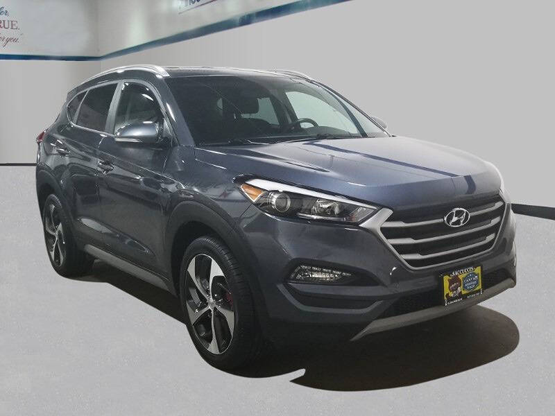 2017 Hyundai TUCSON for sale at Saccucci's Of Schaumburg in Schaumburg, IL