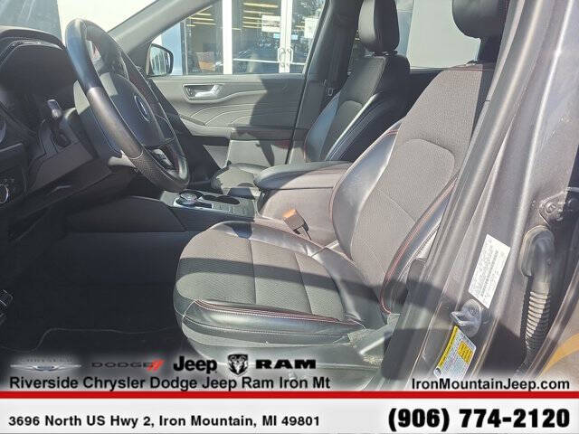 2023 Ford Escape ST-Line