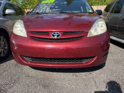 2007 Toyota Sienna LE 7-Passenger