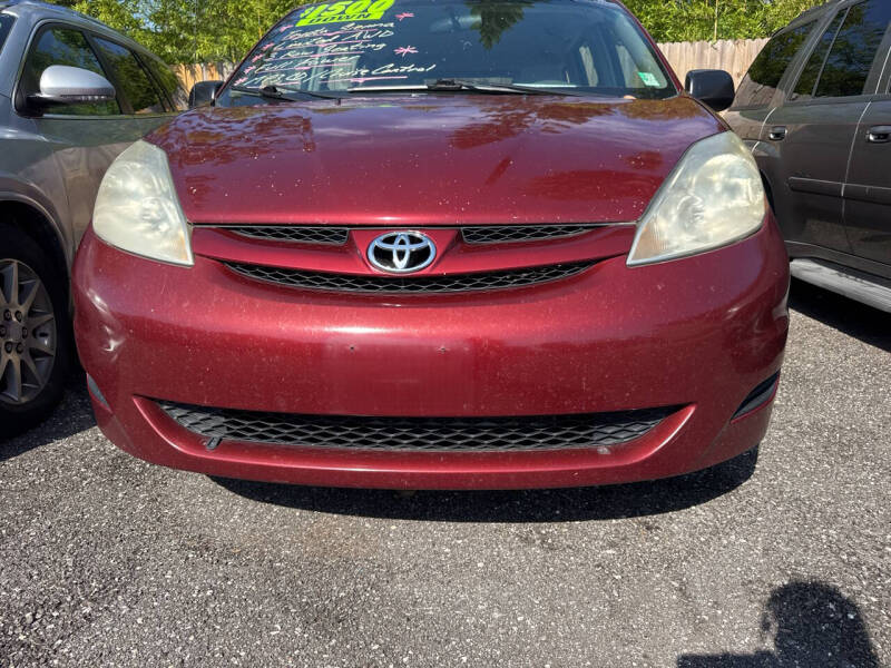 2007 Toyota Sienna LE 7-Passenger
