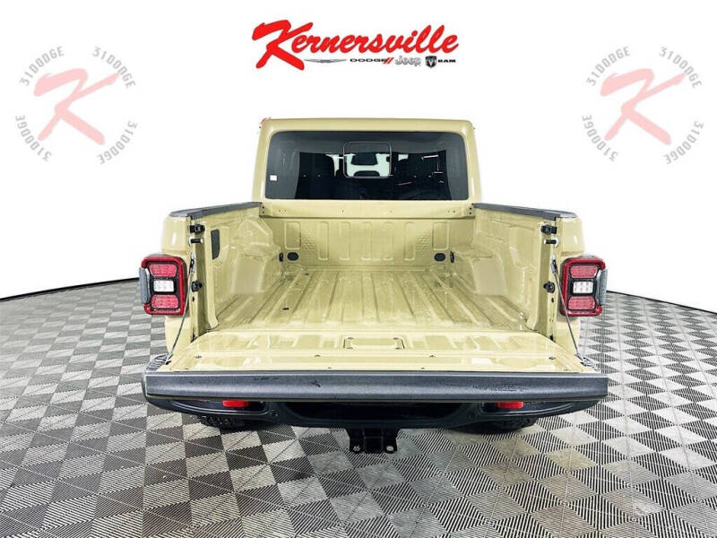 2026 Jeep Gladiator Rubicon X