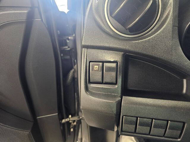 2015 Mazda MAZDA5 Sport