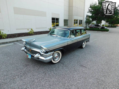 1957 Packard Clipper