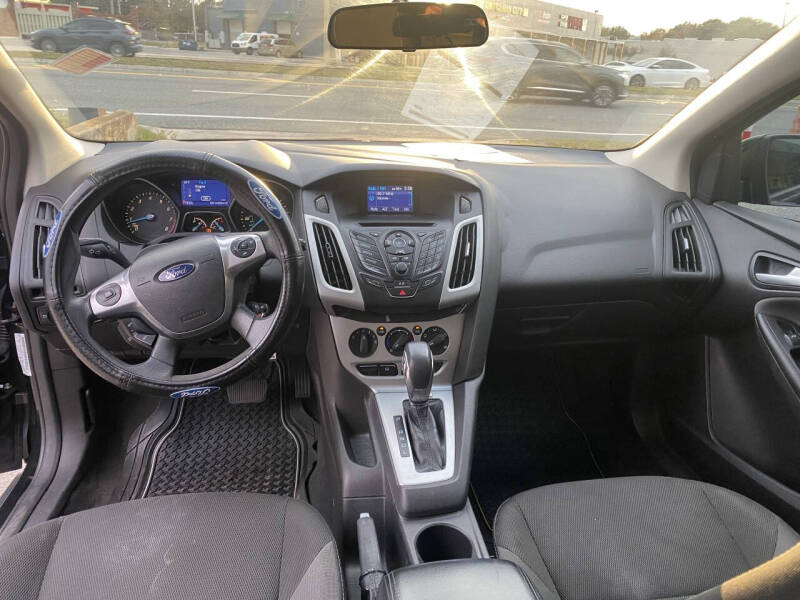2014 Ford Focus SE
