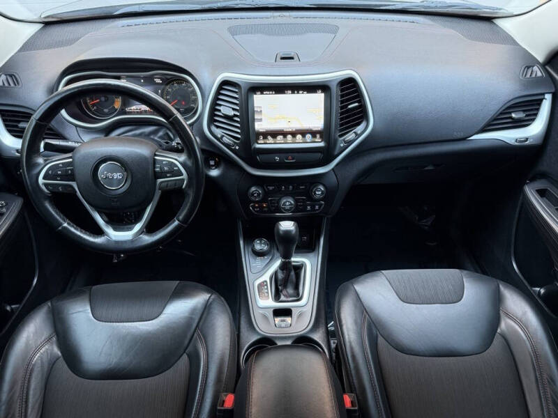 2017 Jeep Cherokee Trailhawk