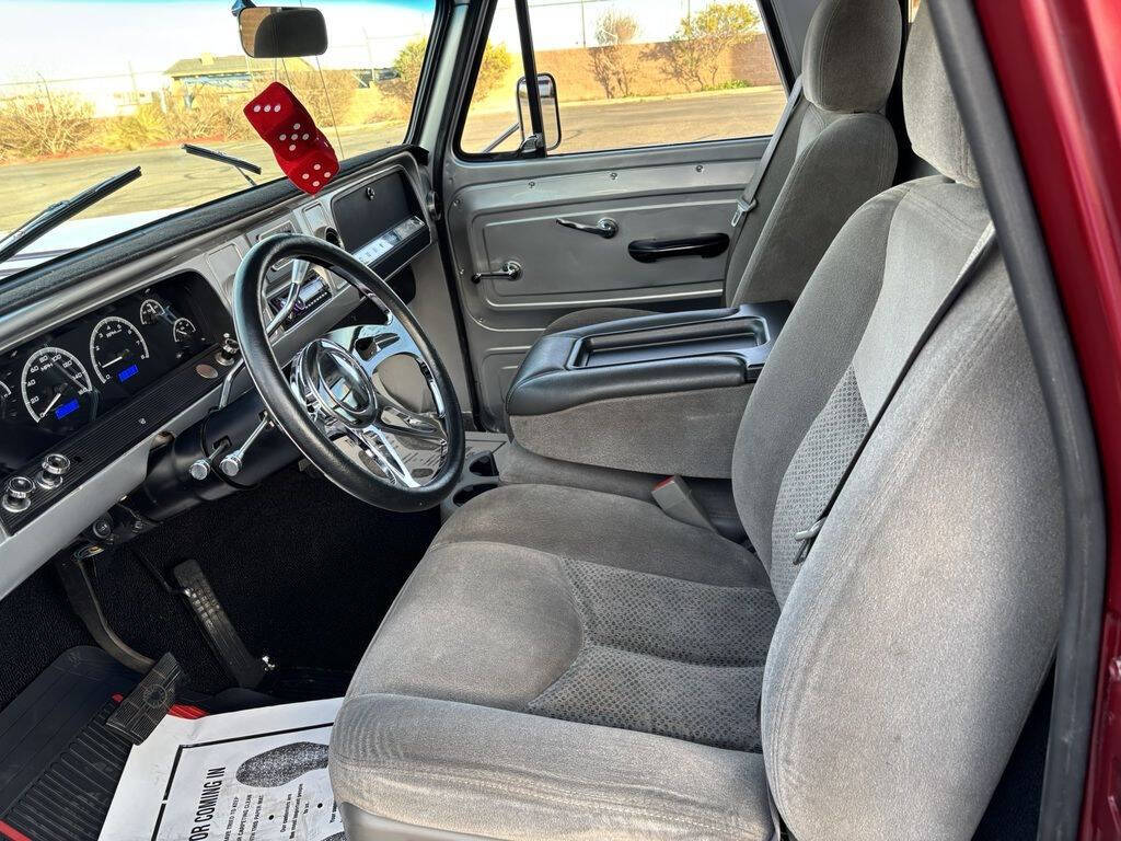 1965 Chevrolet C10 36