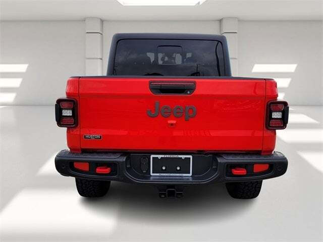 2024 Jeep Gladiator