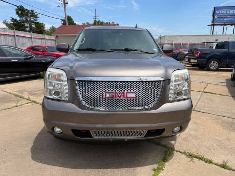 2011 GMC Yukon Denali