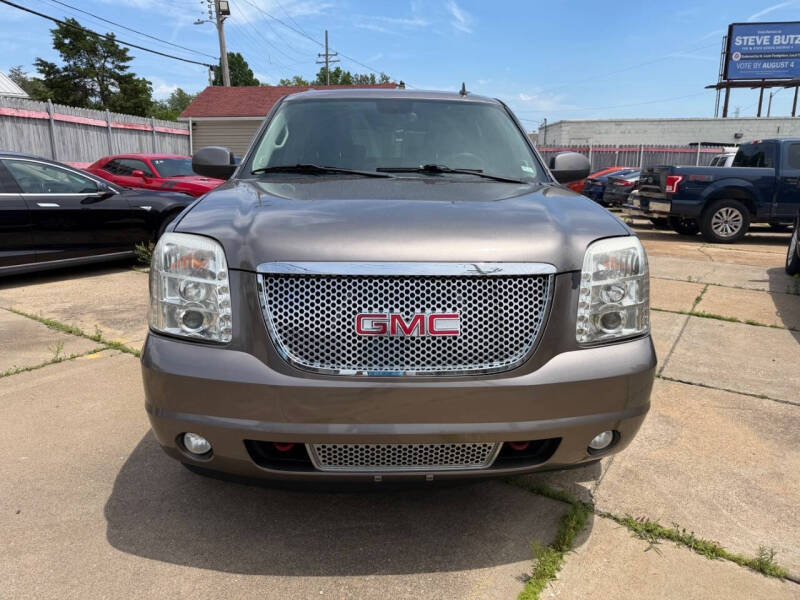 2011 GMC Yukon Denali