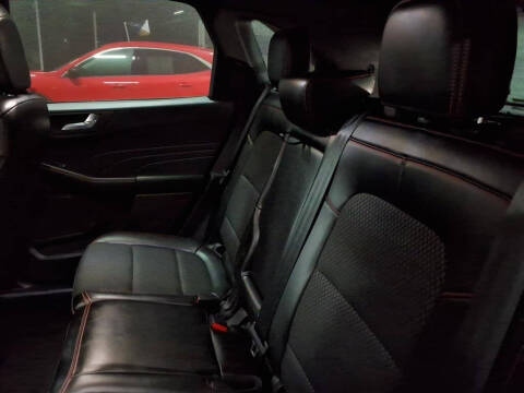 2025 Ford Escape ST-Line Select