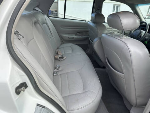 1999 Ford Crown Victoria LX