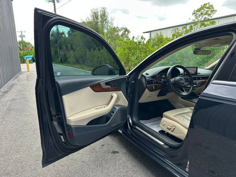 2017 Audi A4 2.0T quattro Premium Plus