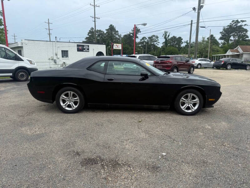 2013 Dodge Challenger SXT