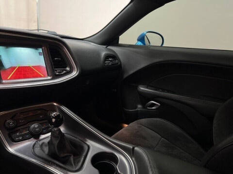 2016 Dodge Challenger R/T Plus