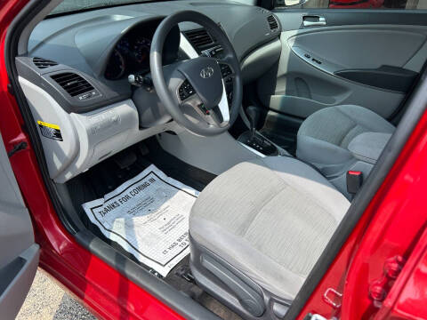 2017 Hyundai Accent SE