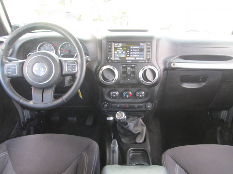 2013 Jeep Wrangler Unlimited Sahara