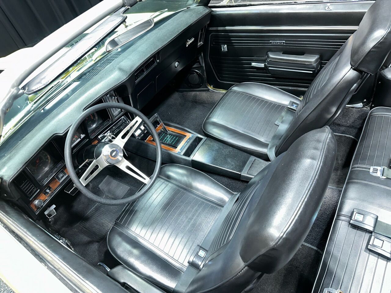 1969 Chevrolet Camaro 11