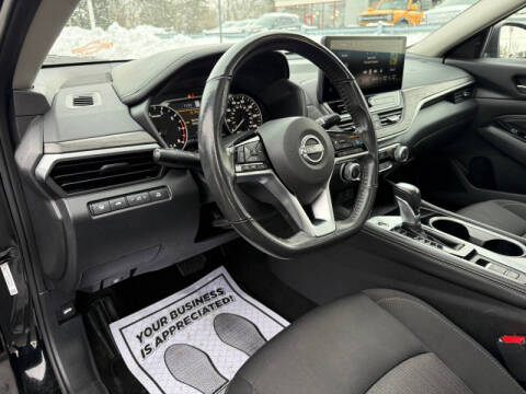 2023 Nissan Altima 2.5 SV