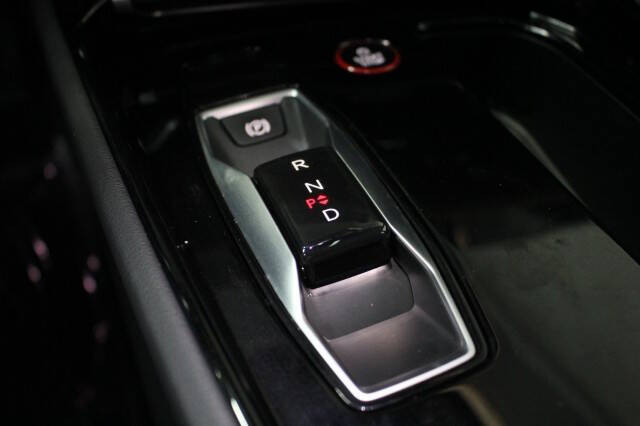 2023 Audi e-tron GT quattro Premium Plus