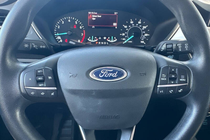 2022 Ford Escape SE