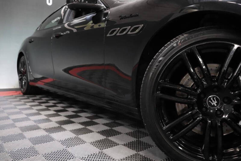 2022 Maserati Quattroporte Modena