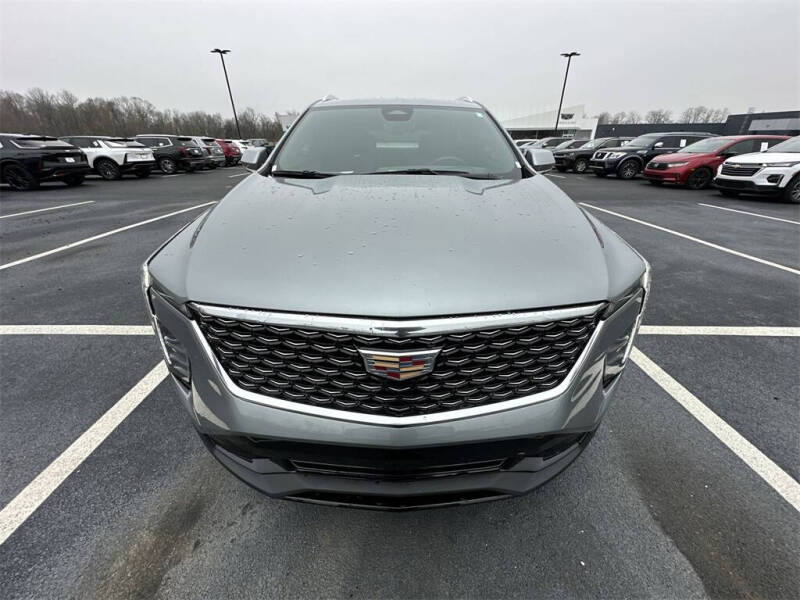 2024 Cadillac XT4 Premium Luxury