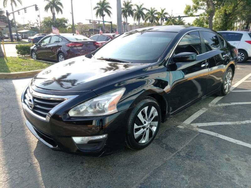 2013 Nissan Altima for sale at Blue Lagoon Auto Sales in Plantation FL