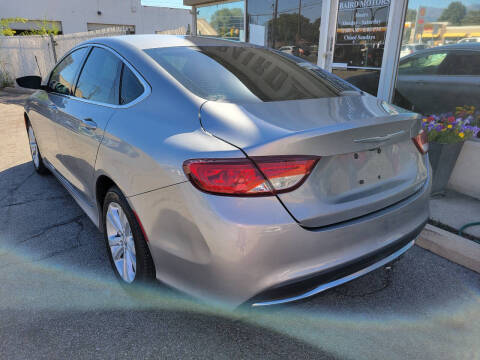 2016 Chrysler 200 Limited