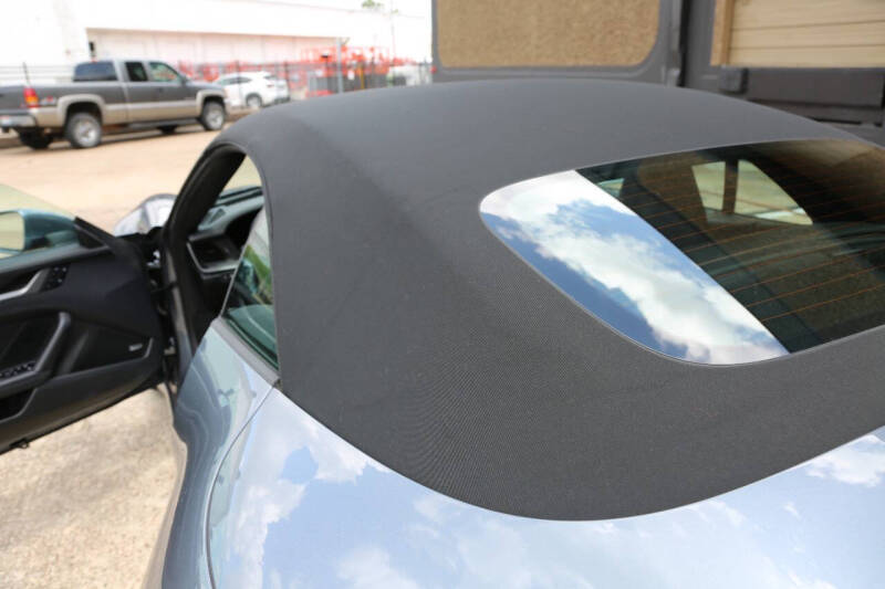 2025 Porsche 911 Carrera