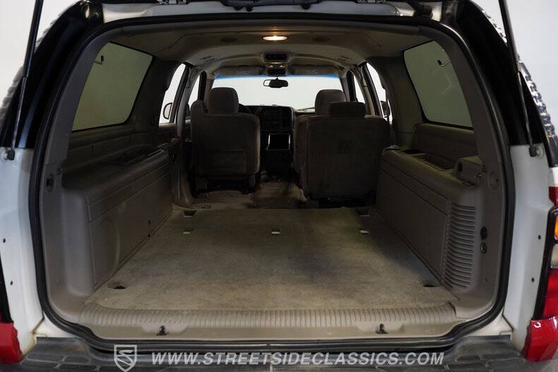 2004 Chevrolet Suburban
