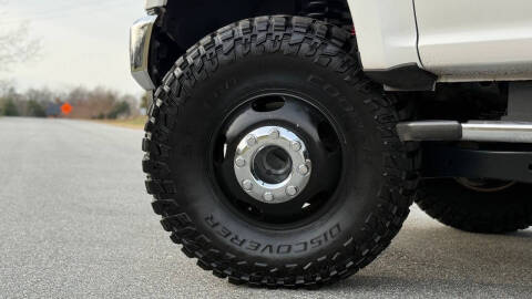 2017 Ford F-350 Super Duty Lariat