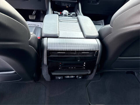 2024 Jeep Wagoneer Series III