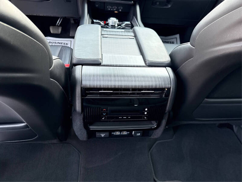 2024 Jeep Wagoneer Series III