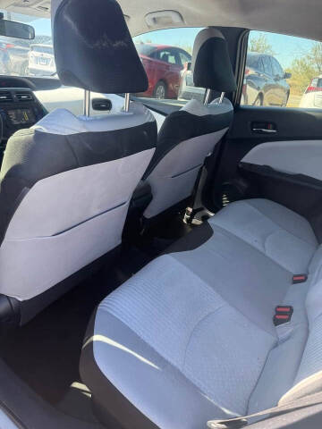 2016 Toyota Prius Two