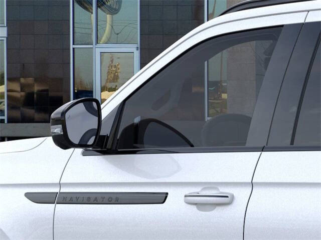 2025 Lincoln Navigator L Reserve