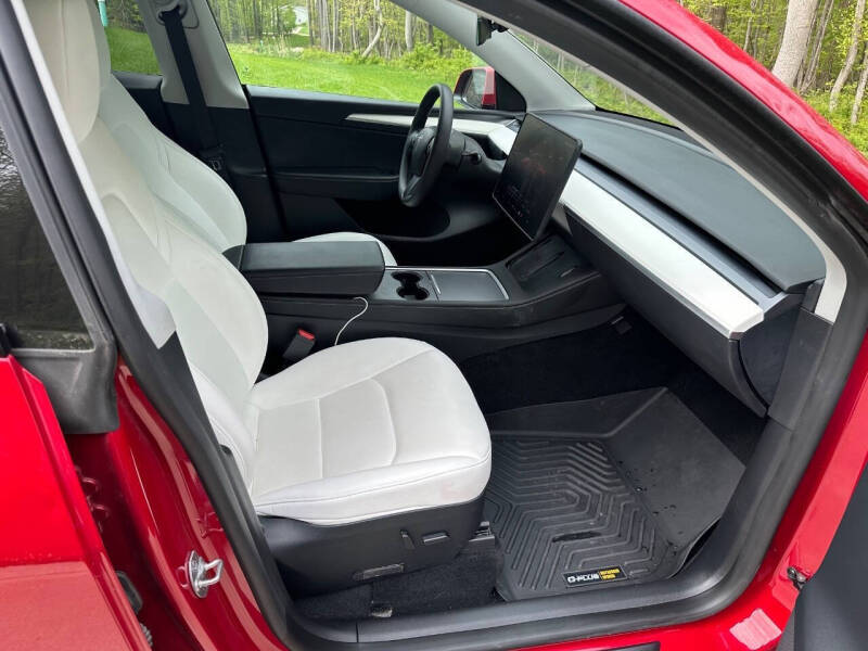 2023 Tesla Model Y Performance