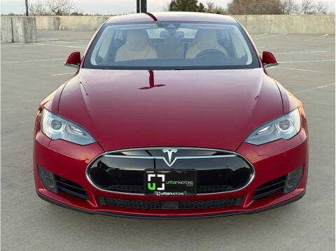 2015 Tesla Model S