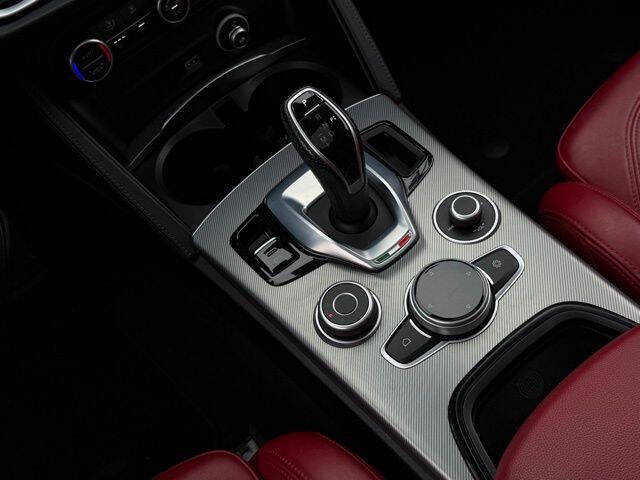 2024 Alfa Romeo Stelvio Veloce