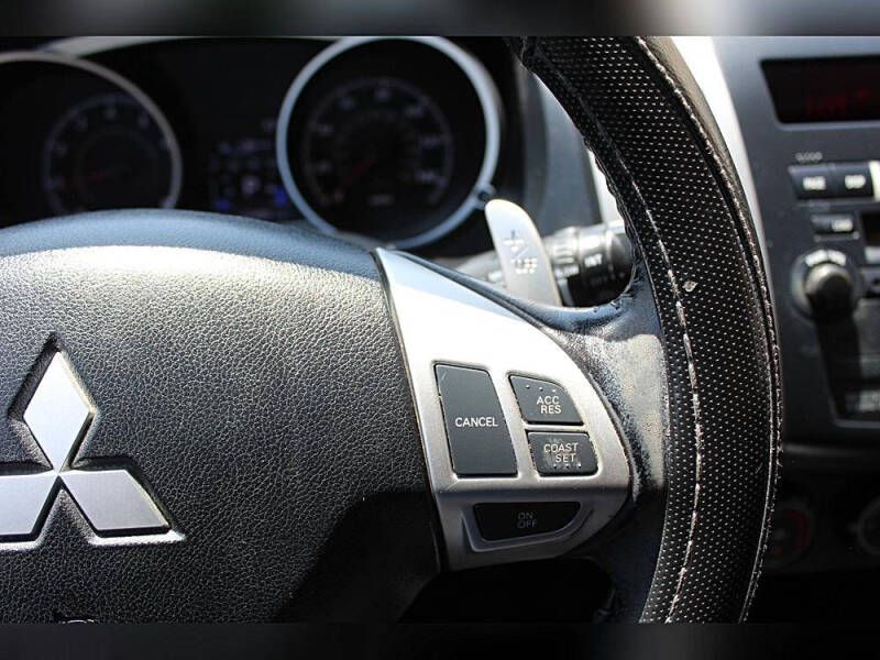 2010 Mitsubishi Outlander SE