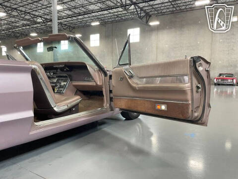 1964 Ford Thunderbird