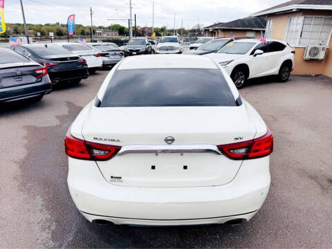2017 Nissan Maxima