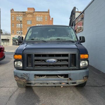 2011 Ford E-Series E-350 SD